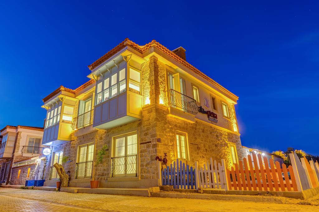 Bellapietra Hotel Alacati Exterior photo